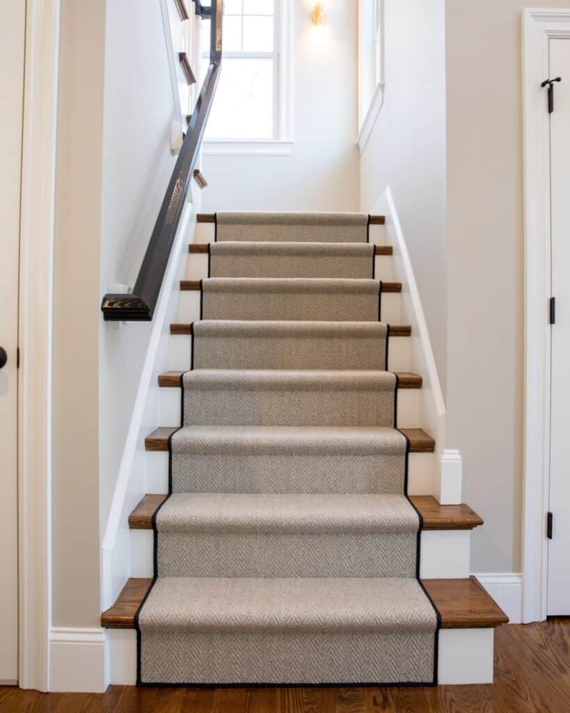 Hollywood vs. Waterfall Stair Runners: What’s the Difference?